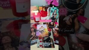 Leia mais sobre o artigo Cosa vuole comunicarti la sua anima #veronikatarot #messaggio #tarot