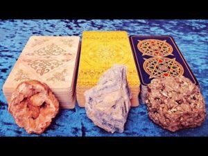 Leia mais sobre o artigo 🟠 TAROT INTERACTIVO HOY ❤️ QUÉ PIENSA // QUÉ SIENTE // QUÉ HARÁ 🔮✨