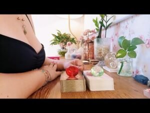 Leia mais sobre o artigo Ele(a) PENSOU em mim hoje? O que PENSOU? +BÔNUS Tarot Sim ou Não. #tarot #tarotdehoje