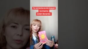 Leia mais sobre o artigo Están llorando, tu victoria es su mayor tormento #tarot #ti3mpodivino
