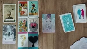 Leia mais sobre o artigo Ne Durumda? Seninle İlgili Neler Yaşıyor? Tarot