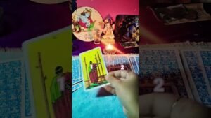 Leia mais sobre o artigo think about your question in mind ✨🔮 #tarot #spritual #shorts #viral