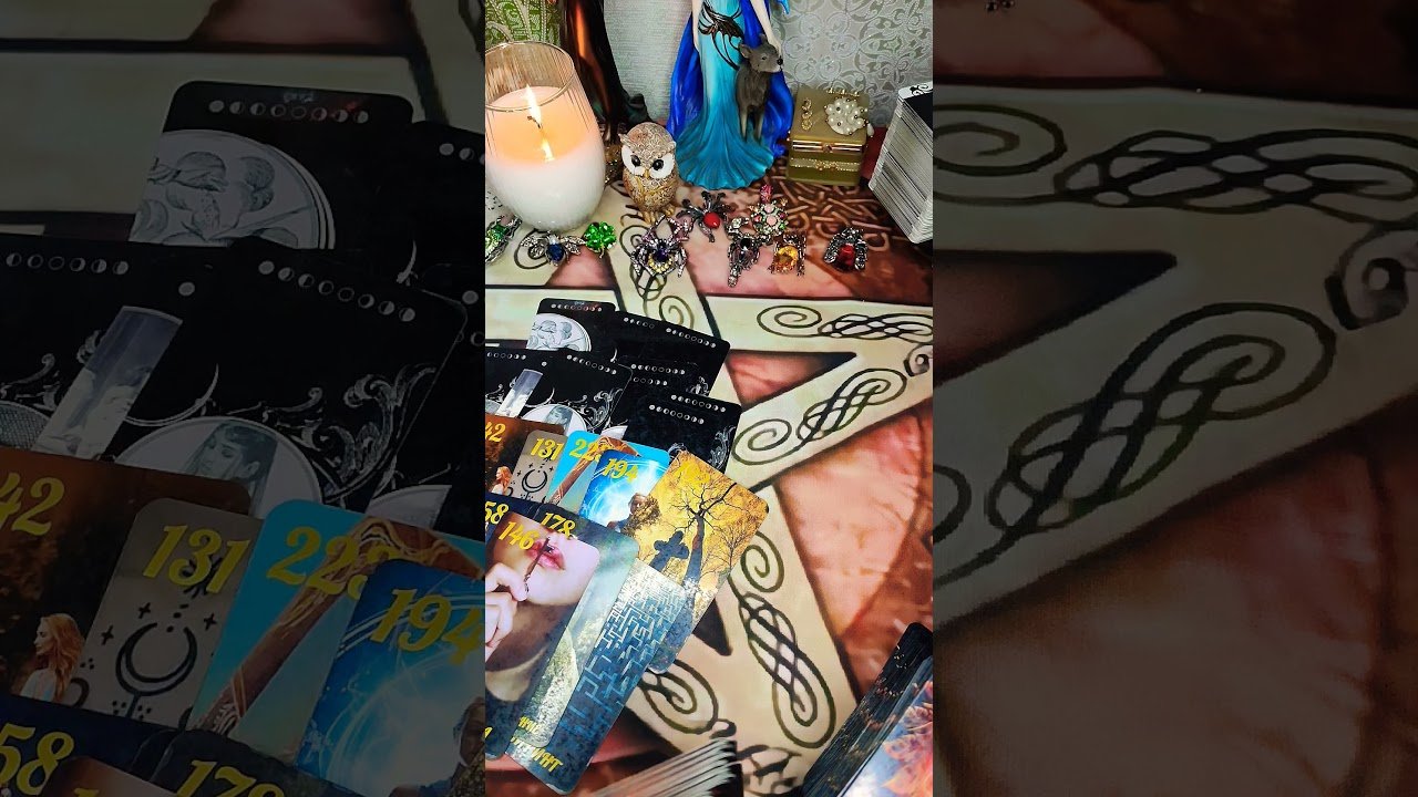 No momento, você está visualizando ИНТЕРЕС К ТЕБЕ #таро #tarot #гадание #shorts