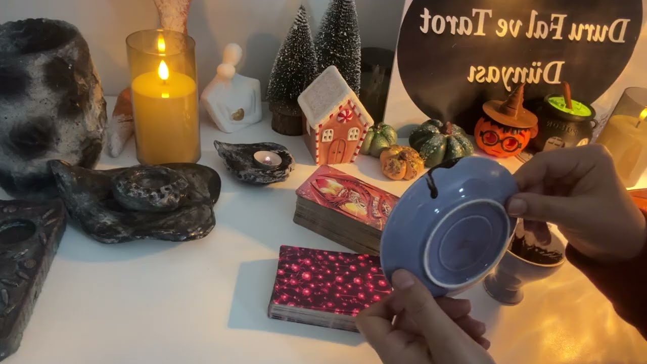 No momento, você está visualizando 7 GÜNE SENİ ARAYACAK BARIŞACAKSINIZ ‼️‼️ GENEL KAHVE TAROT FALI #tarot #kahvefalı