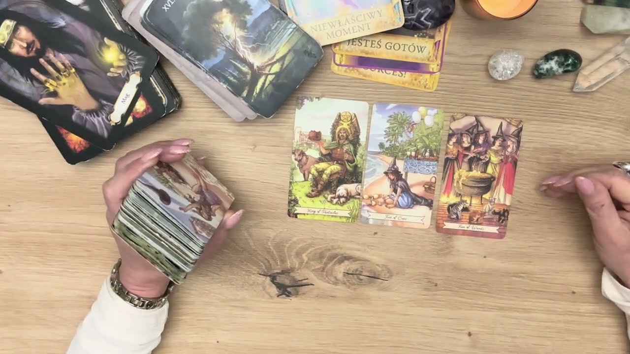 No momento, você está visualizando CO ON /Ona CZUJE ? Tarot intuicyjny