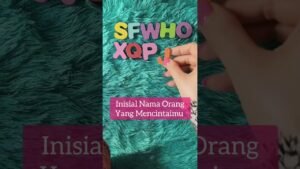 Leia mais sobre o artigo Inisial nama orang yang mencintaimu ♥️ #tarot #tarotreading #gemintangtarot