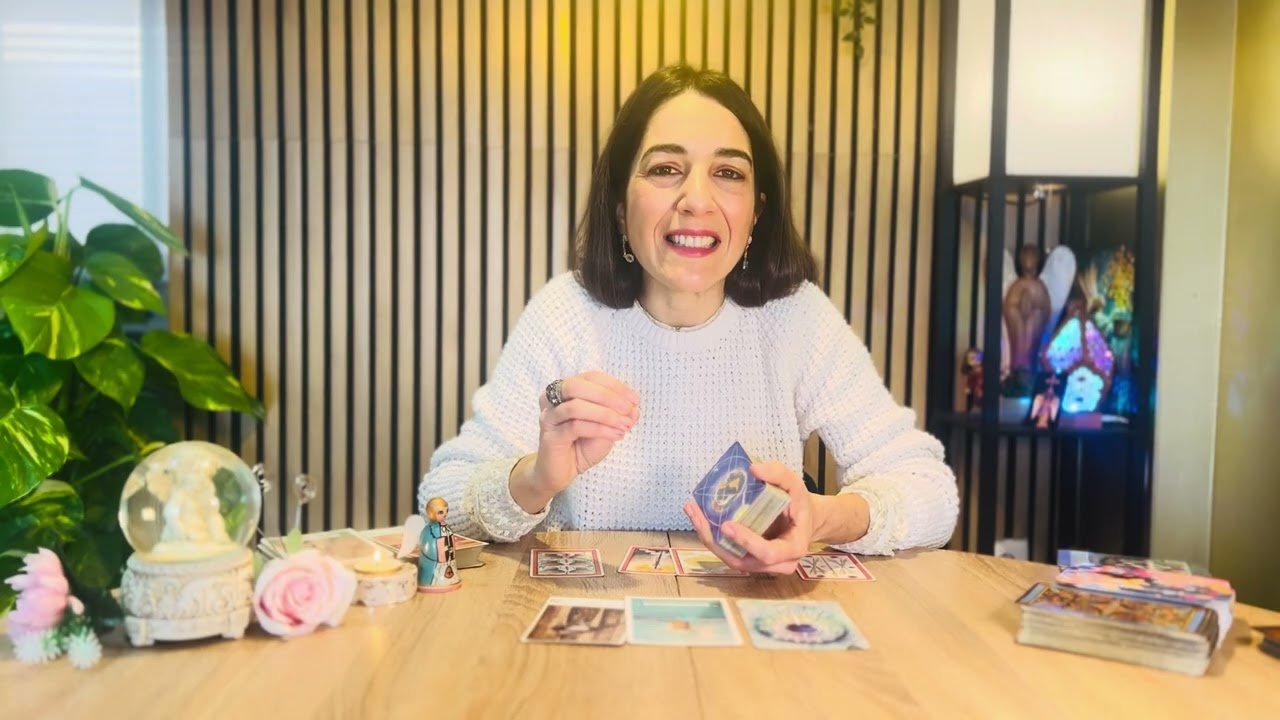No momento, você está visualizando QUÉ VIENE A MI VIDA en PRÓXIMO FUTURO 🤔 TAROT INTERACTIVO 🪷