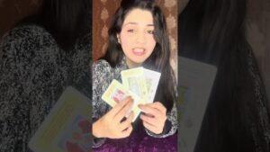 Leia mais sobre o artigo Relationship Anxiety & Overthinking ⚠️ Fear of a Third Person | Tarot Reading #thirdpartyreading