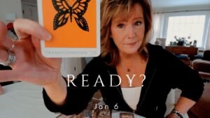 Leia mais sobre o artigo Your Daily Tarot Reading : If You’re Seeing This, SACRED Journey Is Unfolding NOW