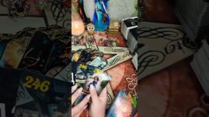 Leia mais sobre o artigo ОФИГЕТЬ #таро #гадание #tarot #shorts