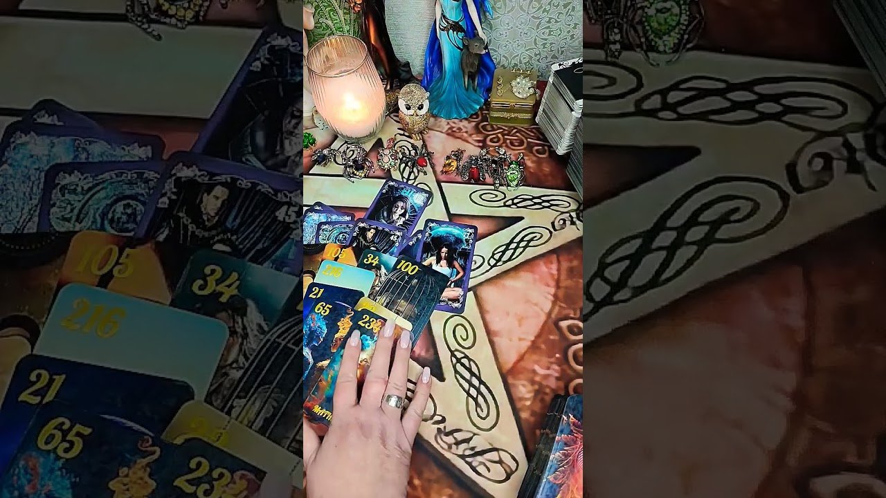 No momento, você está visualizando УНИЖЕНИЕ #таро #гадание #tarot #shorts