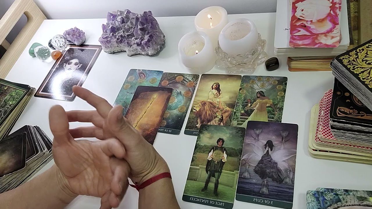 No momento, você está visualizando APARECIÓ UNA PRESENCIA DE OTRO PLANO EN TU LECTURA! CANALIZACIÓN