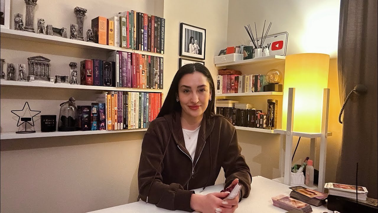 No momento, você está visualizando EN YAKIN ZAMANDA ARANIZDA NELER YAŞANACAK ? #tarot #tarotreadi #aklımdakikişitarot