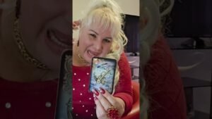 Leia mais sobre o artigo GRANDIOSO🌟MARAVILLOSO💫PROHIBIDO NO MIRAR👉#amor#viralshort#tarot#horoscopo#astrology#dinero