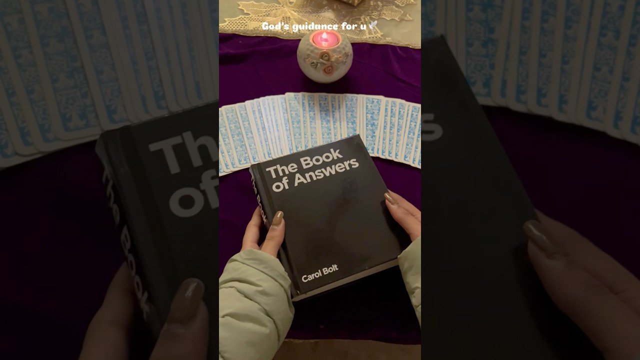 No momento, você está visualizando The Book of Answers 🌷 #guidance #tarot #viral #divine #shorts #universe #blessings #views