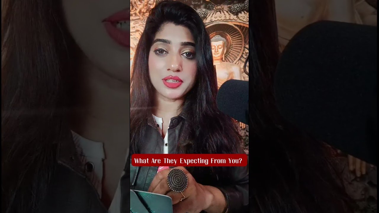 No momento, você está visualizando What are they expecting from you? #tarot #shorts