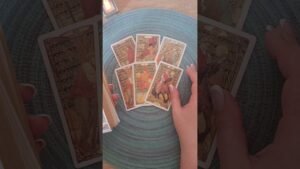 Leia mais sobre o artigo ✨ Що завершується і що починається? таро розклад #shorts  #tarot  #таро