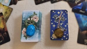 Leia mais sobre o artigo 💫🦋¿CÓMO TE VEN SUS OJOS?¿QUÉ LE GUSTA DE TI?🦋💫Tarot interactivo