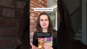 Leia mais sobre o artigo ✨PRZEZNACZENIE PUKA DO DRZWI! Otworzysz?🃏✨#theunknownpath #przesłanie #tarot