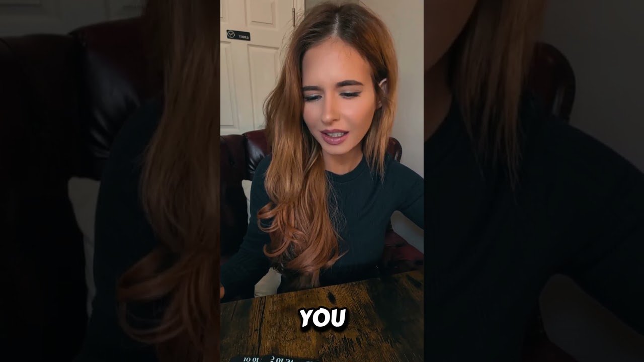 No momento, você está visualizando someone from your past wants to talk… 👀