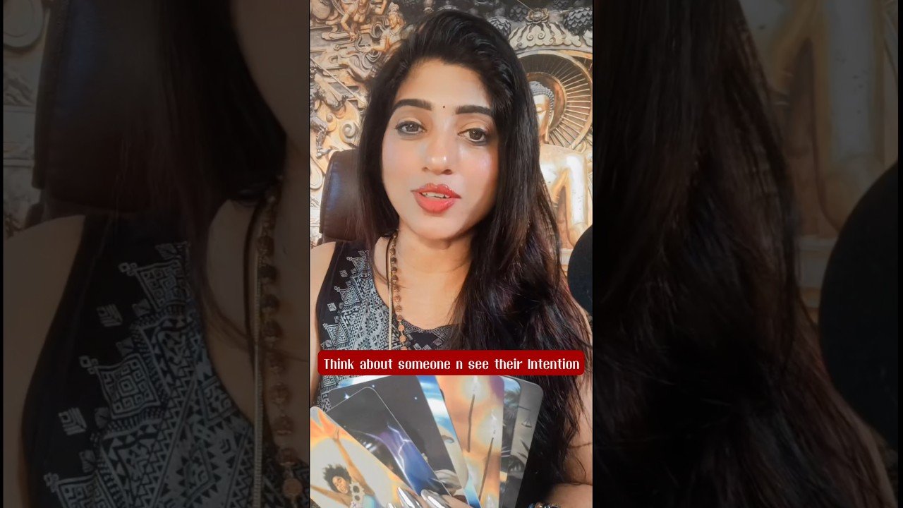 No momento, você está visualizando Think about someone n see their Intention. #tarot #shorts