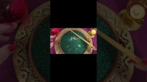 Leia mais sobre o artigo ПРИШЛО ВРЕМЯ КОЕ-ЧТО УЗНАТЬ! #таро #tarot