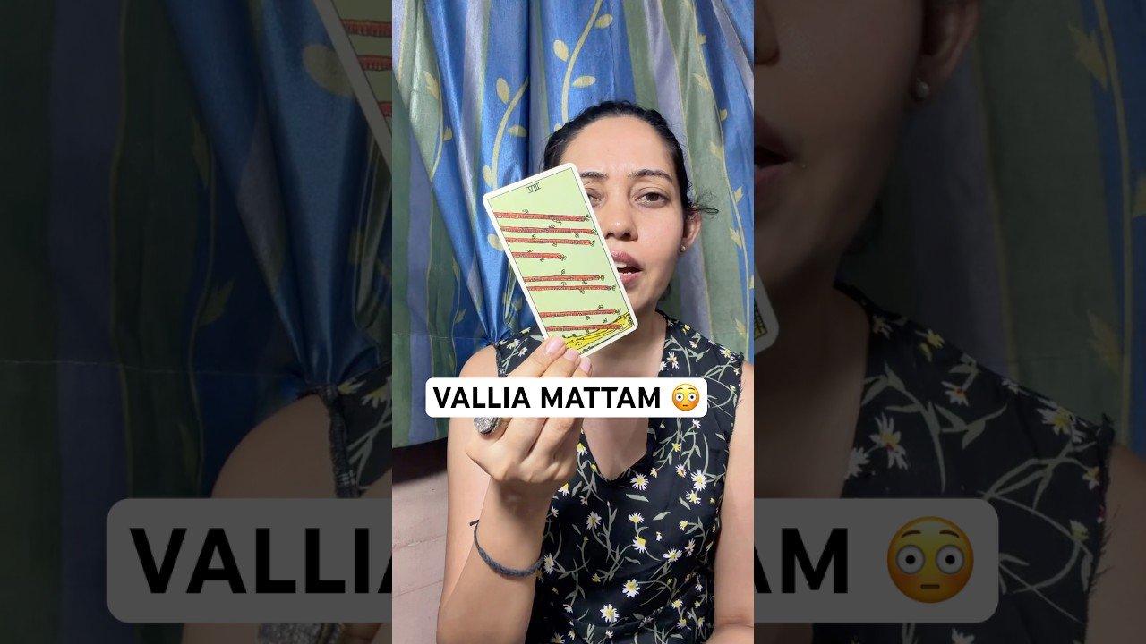No momento, você está visualizando Ee message ningalkk aanu… entho maari kazhinju 😳 #tarot #malayalam #shorts