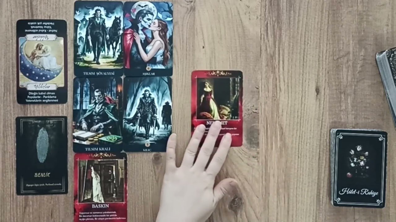 No momento, você está visualizando Seni Üzen Kişi Neler Hissediyor/Yaşıyor? Pişman mı? Tarot