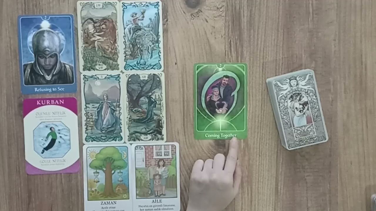No momento, você está visualizando Tam Şu Anda Neler Hissediyor? Tarot