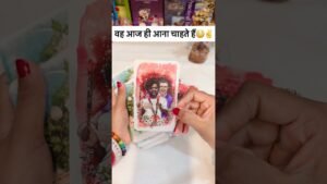 Leia mais sobre o artigo ❤️UNKI AJKI TRUE CURRENT FEELINGS | TODAY  HINDI TAROT CARD READING DIVINE TAROT 1111
