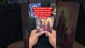 Leia mais sobre o artigo ADA SESEORANG YANG BERUSAHA UNTUK MENERAWANG KAMU DARI FOTO SOSIAL MEDIAMU #tarot #tarotreading