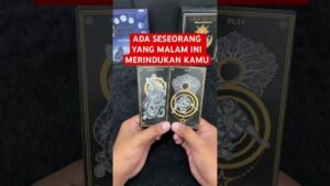 Leia mais sobre o artigo ADA SESEORANG YANG MALAM INI MERINDUKAN KAMU #tarot #tarotreading