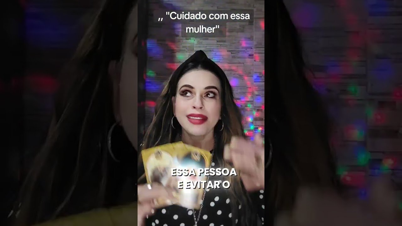 No momento, você está visualizando Cuidado com essa mulher 😱🤦🏻‍♀️ é #gratidão #tarot #baralho #universo