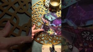 Leia mais sobre o artigo CZY ON CHCE SIĘ BARDZIEJ ZAANGAŻOWAĆ 🌞 #shortsvideo #shortsviral #shortvideo #tarot #wróżba