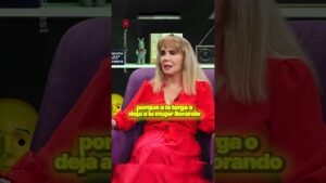 Leia mais sobre o artigo La bruja Mirtha Vergara no tiene filtros al leer el tarot. 😳🔮