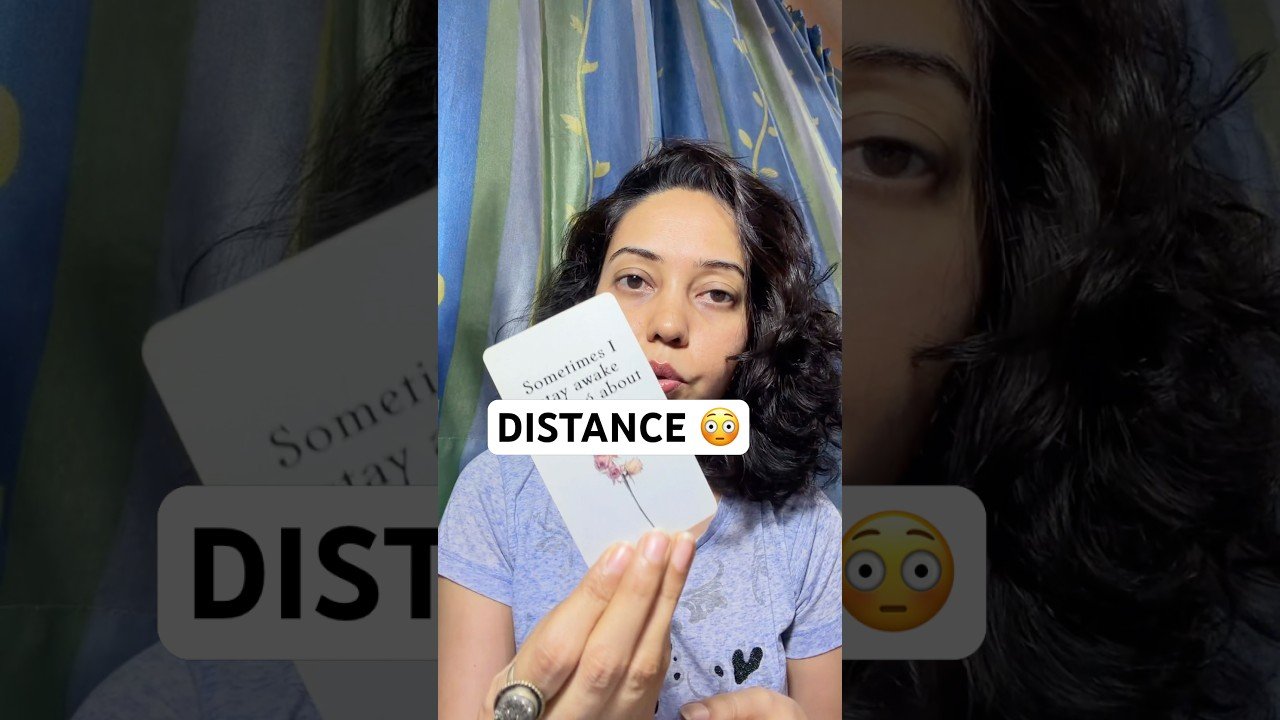 No momento, você está visualizando Ningal Maarunnath Avar Shradhikkunnund 😳 #malayalam #tarot #shorts