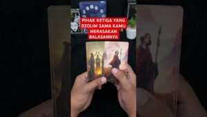 Leia mais sobre o artigo PIHAK KETIGA YANG DZOLIM SAMA KAMU MERASAKAN BALASANNYA #tarot #tarotreading