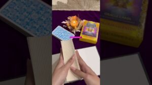 Leia mais sobre o artigo The Book of Answers💗 #tarot #divine #tarotreader #viral #foryou #explore #spirituality #growth
