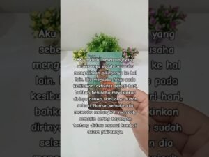 Leia mais sobre o artigo Ada dorongan kuat untuk kembali kepadamu #tarot #tarotreading #shorts