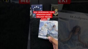 Leia mais sobre o artigo ADA SESEORANG YANG SEMAKIN KAGET MELIHAT REZEKI KAMU #tarot #tarotreading