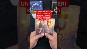 Leia mais sobre o artigo ADA SESEORANG YANG TIDAK TERDUGA MERENCANAKAN UNTUK MEMBERI KAMU UANG #tarot #tarotreading