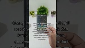Leia mais sobre o artigo Apa yg sebenarnya orang lain lihat darimu 💫 #tarot #tarotreading #viral #shorts