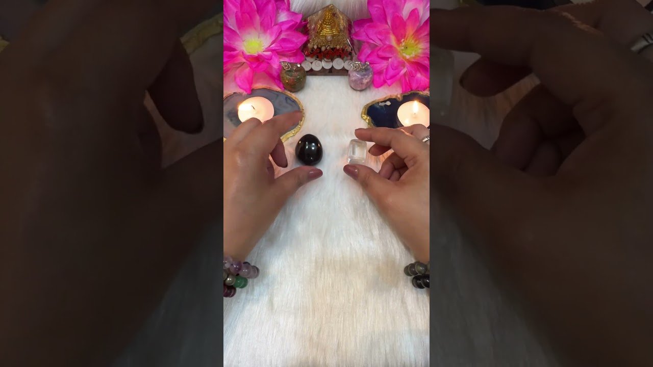 Leia mais sobre o artigo July Month✨ – Tarot Card Reading ❤️ #tarot  #fortunetelling