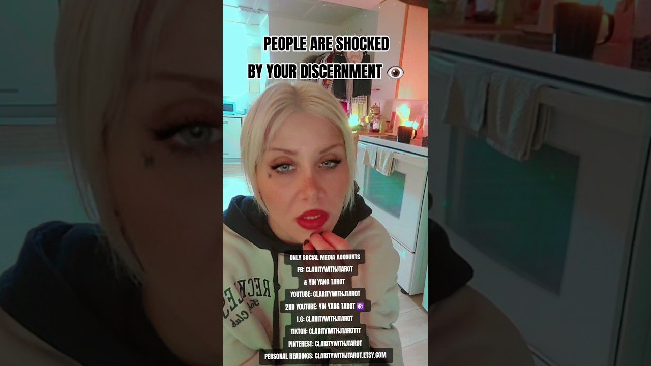 No momento, você está visualizando PEOPLE ARE SHOCKED BY YOUR DISCERNMENT  #tarot #tarotreading #shorts