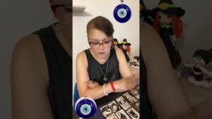Leia mais sobre o artigo Robo de energía #tarot #eloraculodemarialuna