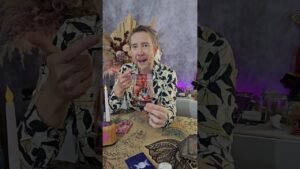 Leia mais sobre o artigo TAROT DE HOJE -REI DO ORÁCULO HOJE, BUBA TAROT HOJE, #tarot#horoscopo#taro #leituradetaro,tarodoamor