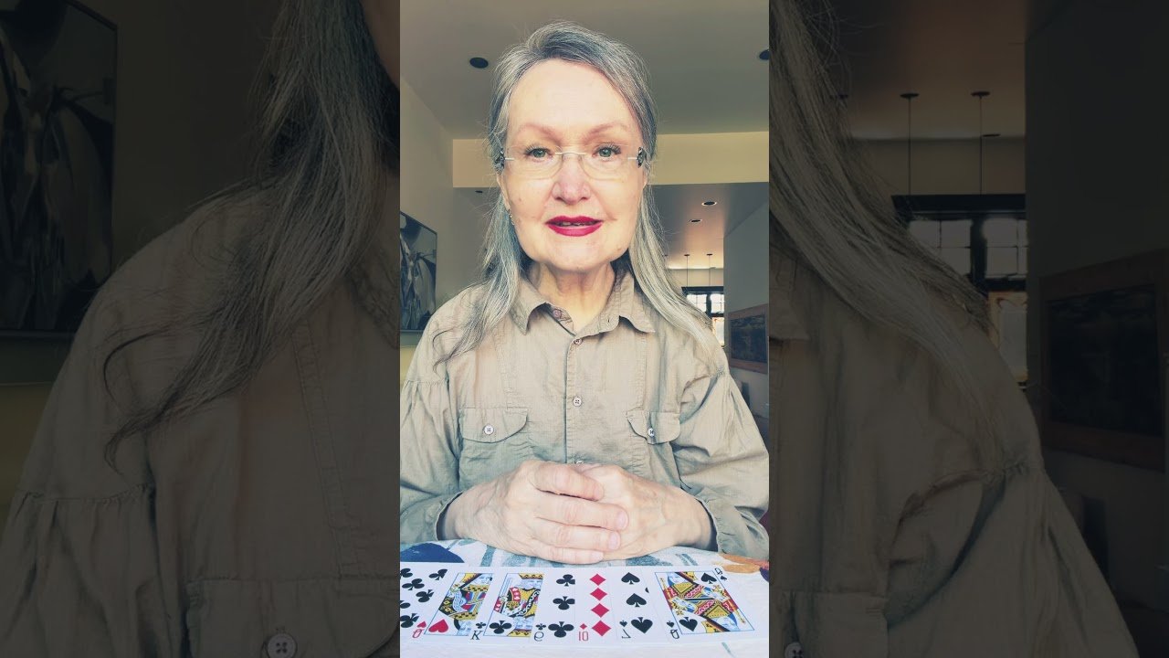No momento, você está visualizando #tarot