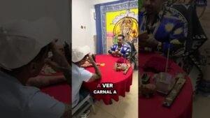 Leia mais sobre o artigo Una leída de cartas 🃏 #humor #magia #tarot #comedia