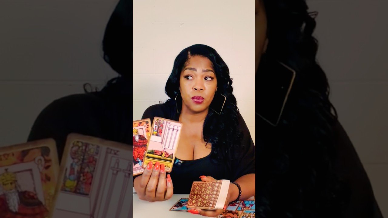 No momento, você está visualizando What Benefit Are They To You? #tarot #toxic #karma #alignment