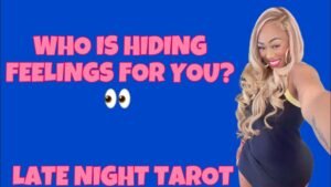 Leia mais sobre o artigo ALL SIGNS! LATE NIGHT TAROT: WHO IS HIDING FEELINGS FOR YOU?! 👀